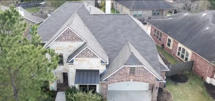Blitz Haus Roofing & Renovations Picture 3