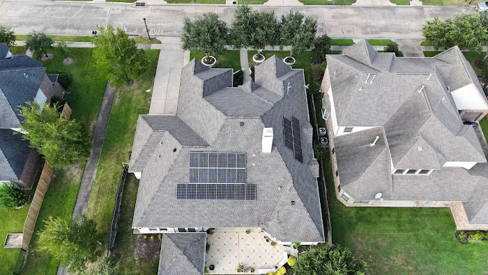 Blitz Haus Roofing & Renovations Picture 1