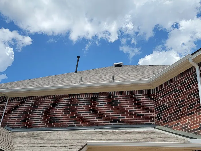 Conejo's Roofing Picture 3