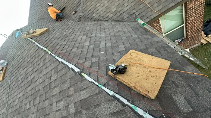 Conejo's Roofing Picture 2