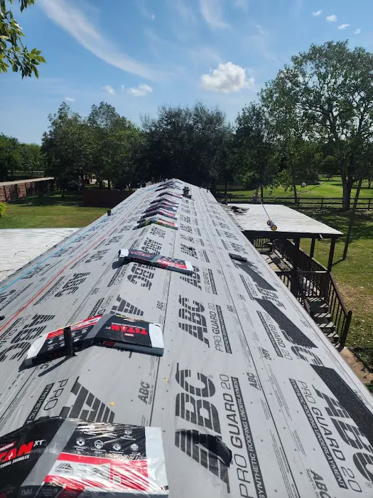 NO LIMIT ROOFING & CONSTRUCTION LLC Picture 6