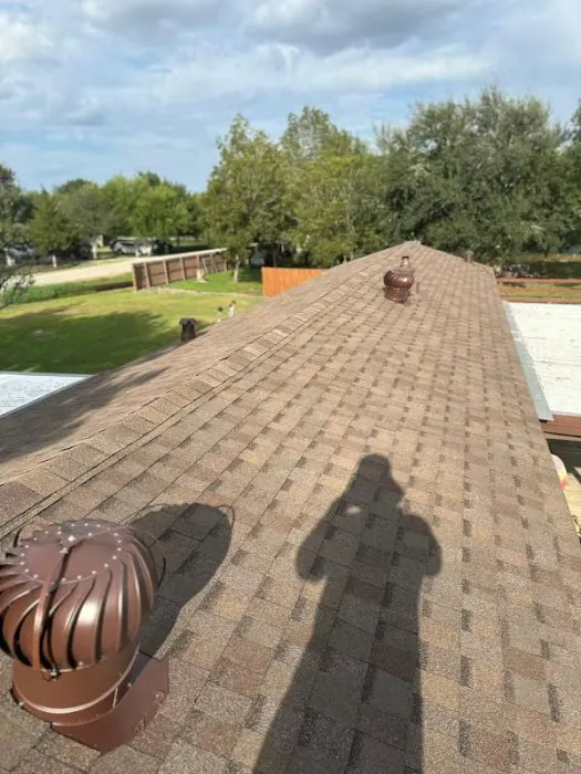 NO LIMIT ROOFING & CONSTRUCTION LLC Picture 9