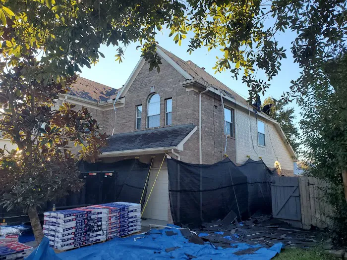 No Mess Gutters and Roofing Services Inc. Picture 2