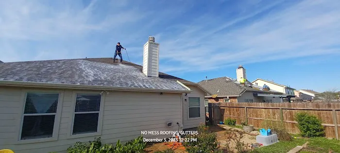 No Mess Gutters and Roofing Services Inc. Picture 3