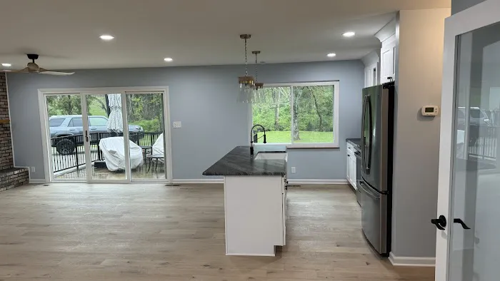 Aarons Remodeling Company LLC Picture 2
