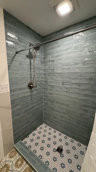 Aarons Remodeling Company LLC Picture 6