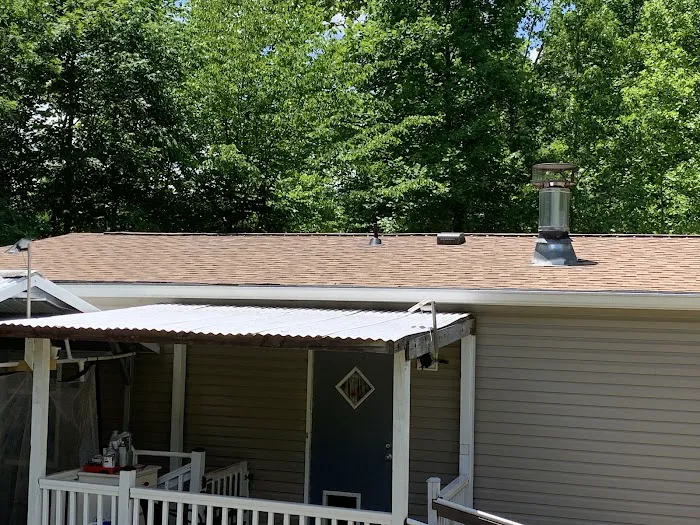 Roofing Crew Knoxville Picture 4