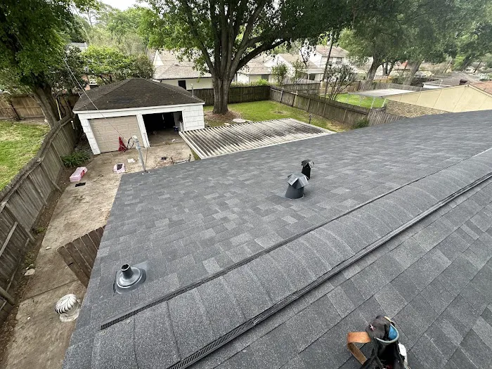 DR Roofing and Construction Picture 9