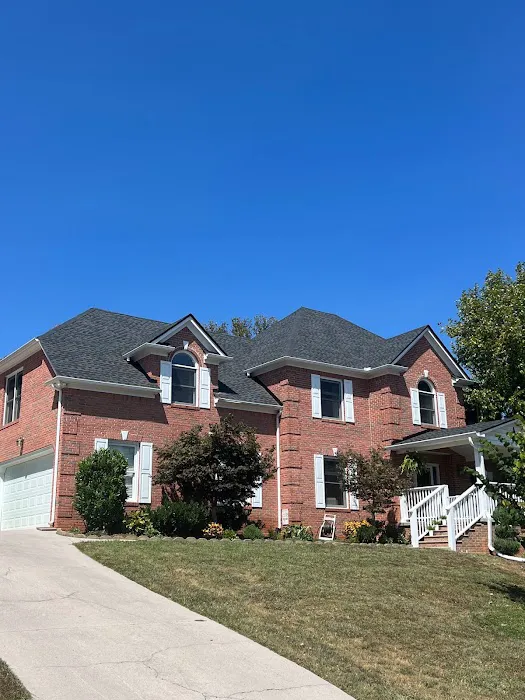 Mobley Brothers Roofing and Renovation Picture 2