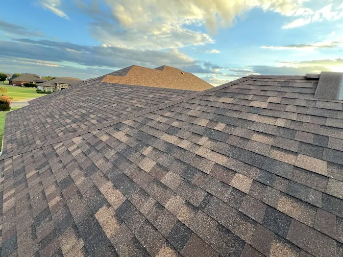 Legendz Roofing Picture 1