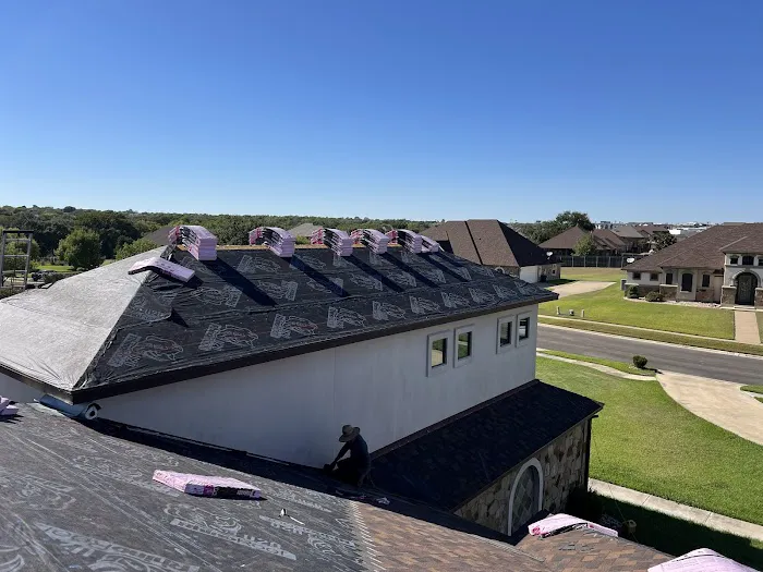 Legendz Roofing Picture 9