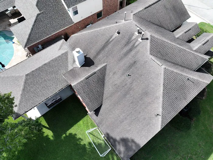 Maveric Construction: Roof Replacement, Roofing Contractor, Roof Repair Picture 2