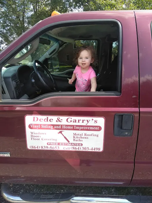 Dede & Garry's Vinyl Siding & Home Improvement Picture 1