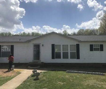 Divine Roofing LLC