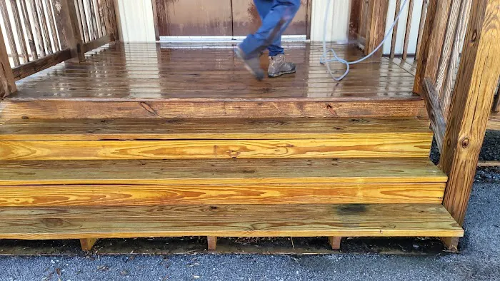 Pol-Matt USA Painting And Exterior Cleaning Picture 8