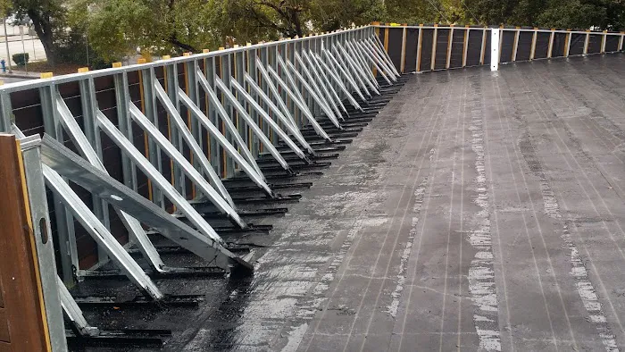 Texas Roofing & Gutters Picture 5