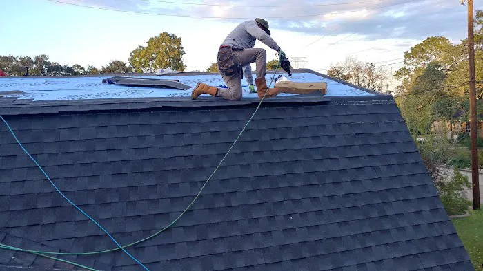 Pro Masters Roofing and Gutters Picture 1