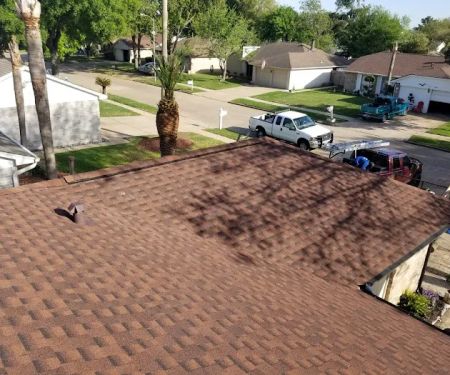 Memorial L.P. Roofing N Gutters