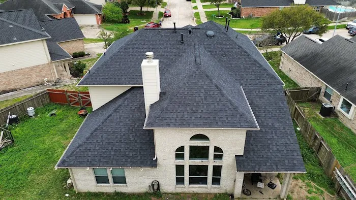 Houston Roofing & Construction Picture 2