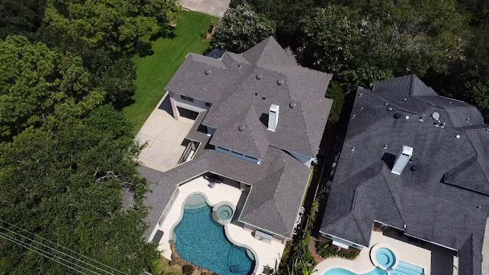 Houston Roofing & Construction Picture 9