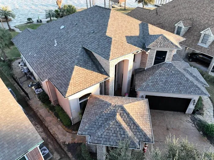Paradox Roofing & Construction Picture 2