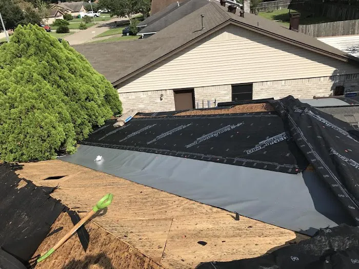 CM Roofing Pros LLC | Top Roofing Company In Fort Bend Picture 6