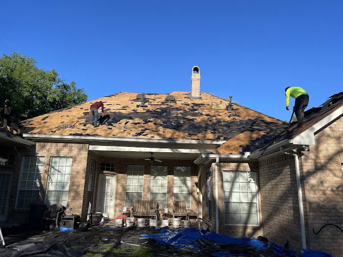 M & M Roofing and Construction Picture 5