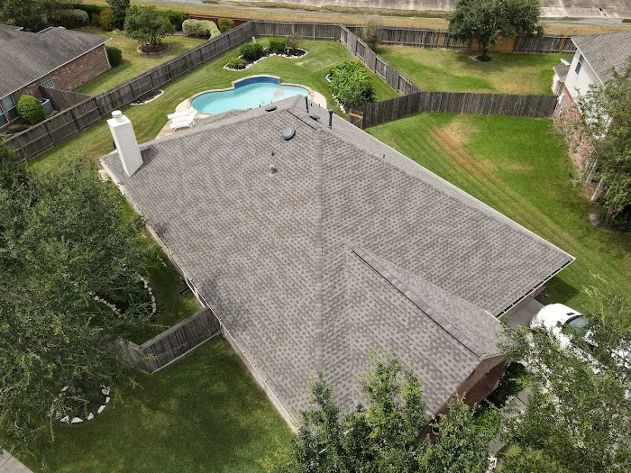 Royal Roofing and Remodeling Picture 7