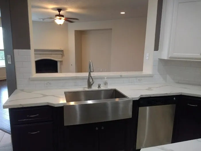 Platinum Construction Solutions LLC Picture 1