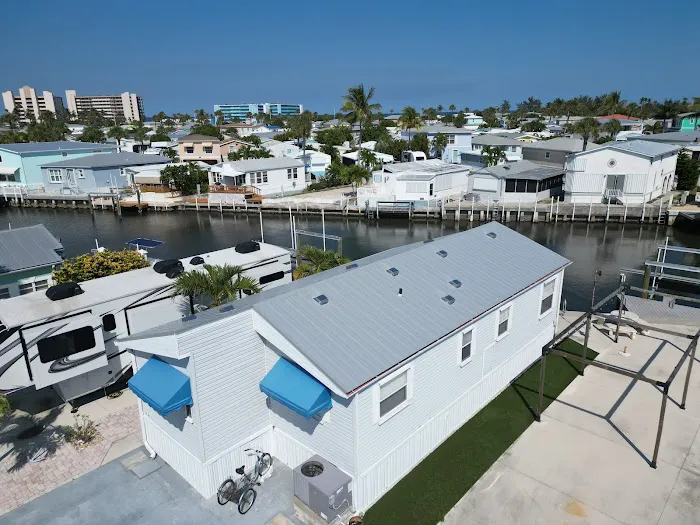 Premier Siding & Roofing Picture 1