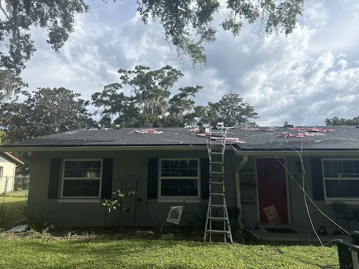 ARAC Roof It Forward Picture 5