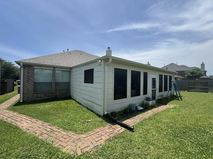 Houston Roofing & Attic Specialists Picture 5