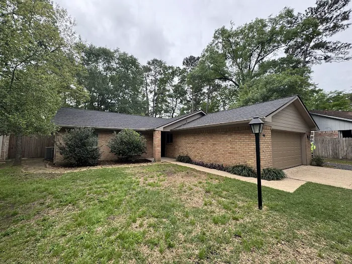 Houston Roofing & Attic Specialists Picture 10
