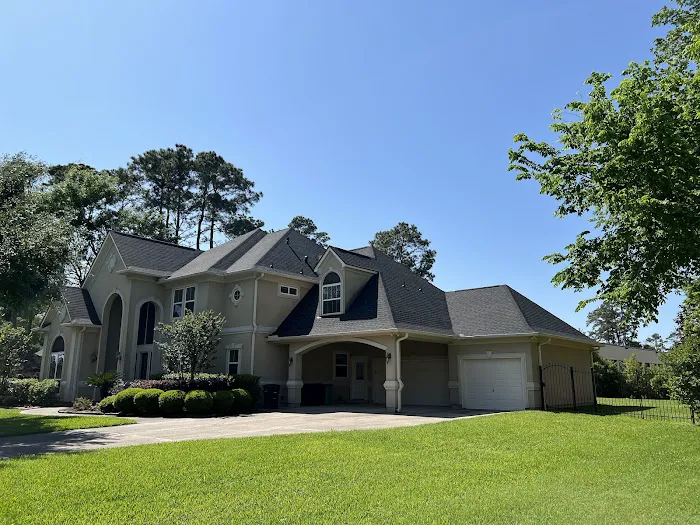 M&R Construction, Roofing and Painting Picture 7