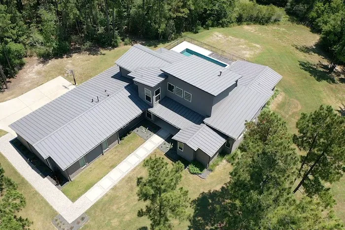 Storm Pros Roofing & Restoration LLC Picture 10