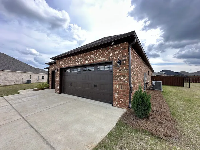 D&C Seamless Gutters LLC Picture 4