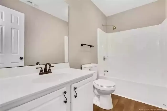 A-M-C Home Improvement Picture 4