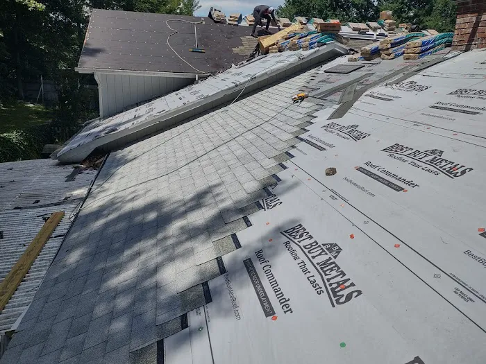 Jaime's Roofing Picture 6