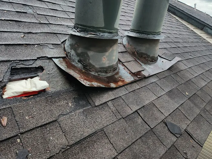 DG Roofing & Services Picture 2