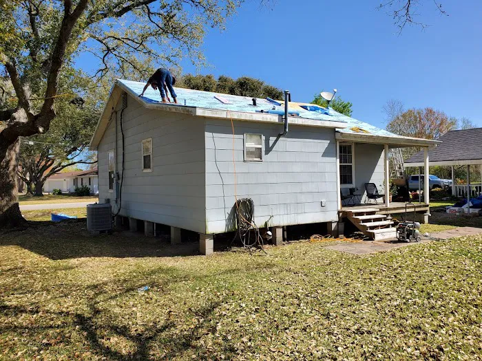 Hernandez Contracting Roofing llc Picture 2