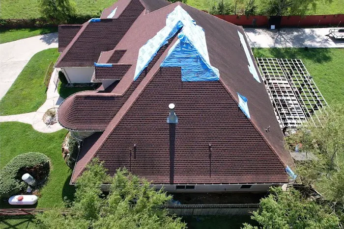 JLQ Roofing and Siding Picture 3