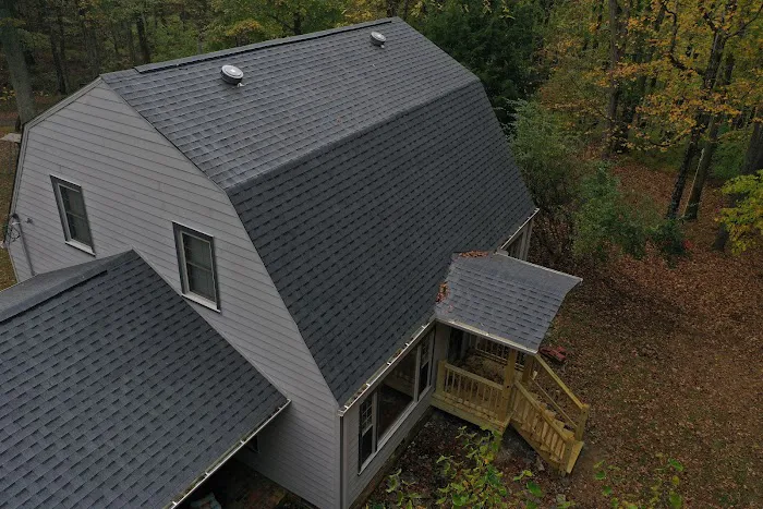CONTRACT ROOFING SOLUTIONS Picture 1