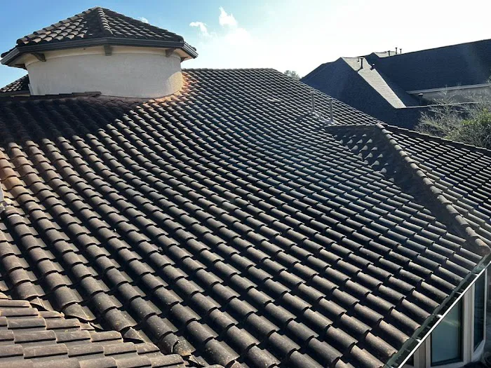Roofing Linares LLC Picture 4