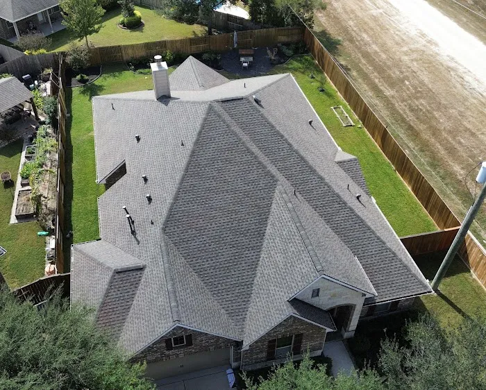 Strawhat Roofing & Construction, LLC Picture 2