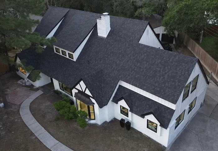 Strawhat Roofing & Construction, LLC Picture 8