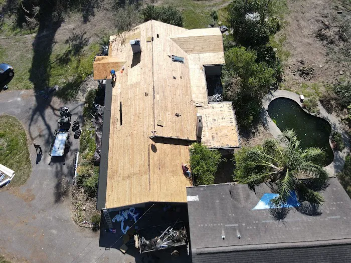 A&A roofing and repairs Picture 2