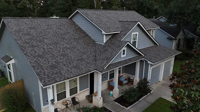 JCS ROOF & HOME RESTORATION LLC Picture 1