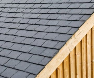 The Best Roofing Materials for Cold Climates: A Guide for Homeowners