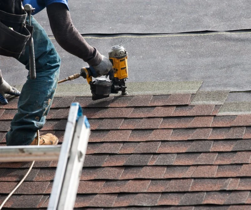 Should I Repair or Replace My Roof?