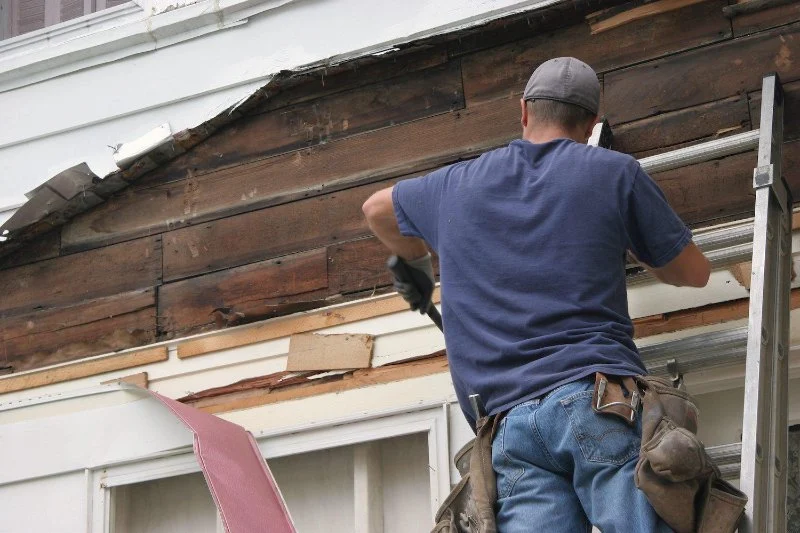 Siding Replacement Planning: Phased Over Time vs All at Once